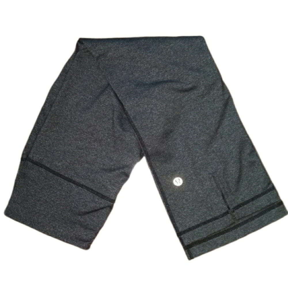 LULULEMON Capri Dark Grey Leggings